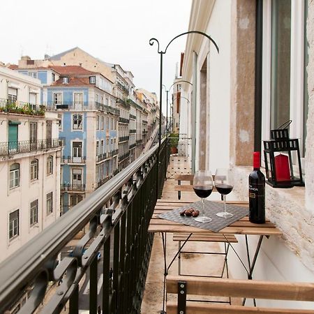 Baxia-Chiado Apartment With Incredible View Lisbona Esterno foto