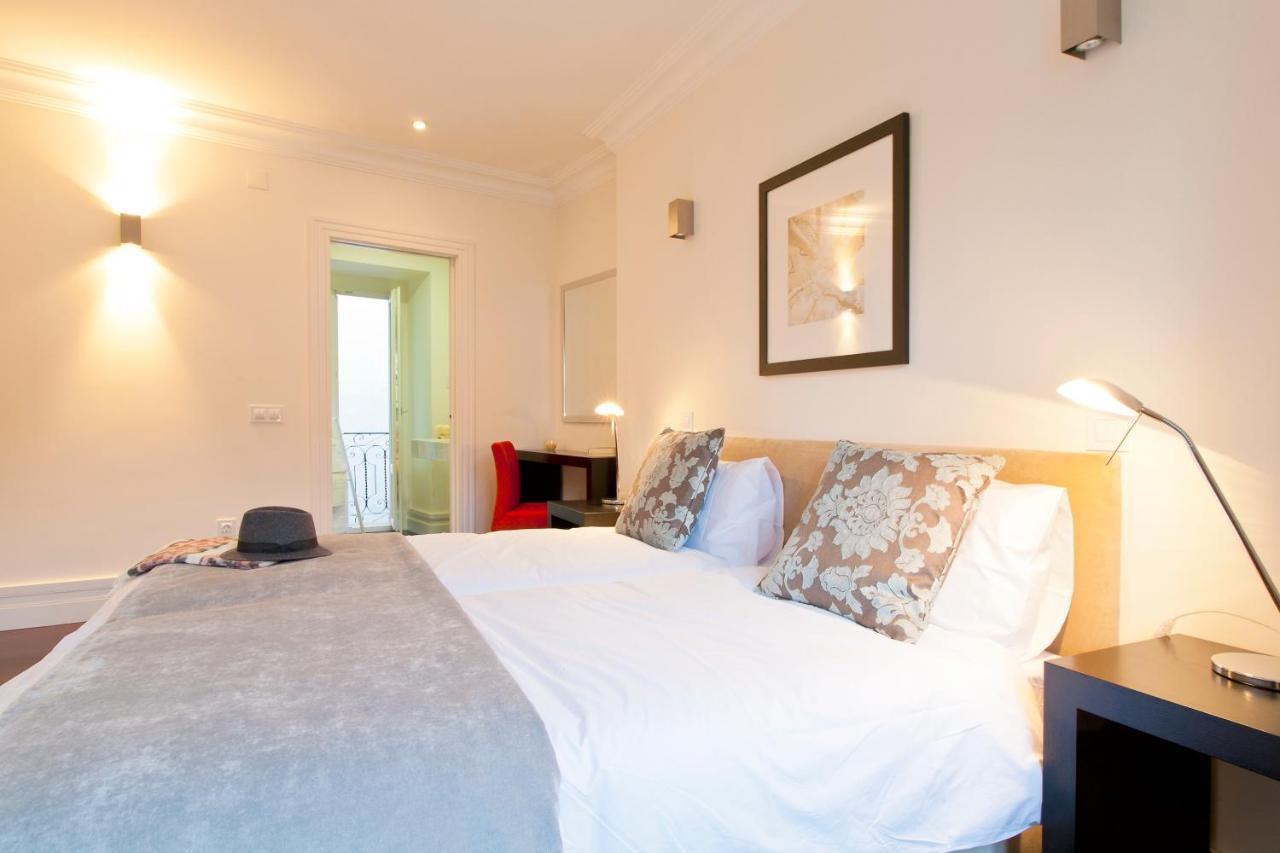 Baxia-Chiado Apartment With Incredible View Lisbona Esterno foto